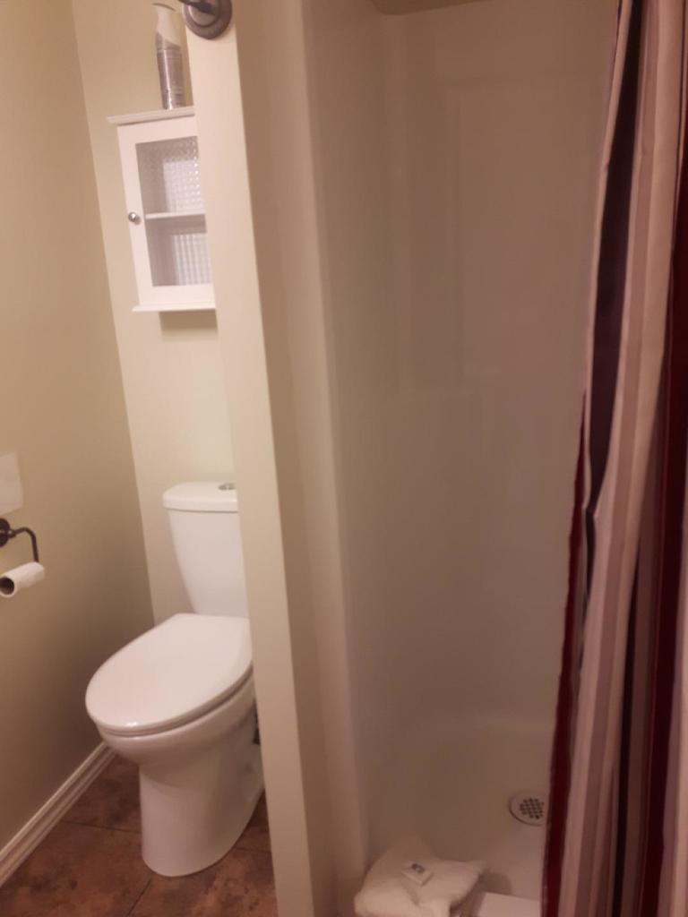 Hillside Studio Suites B&B | HWY #20, Lumsden, SK S0G 3C0, Canada | Phone: (306) 731-2366