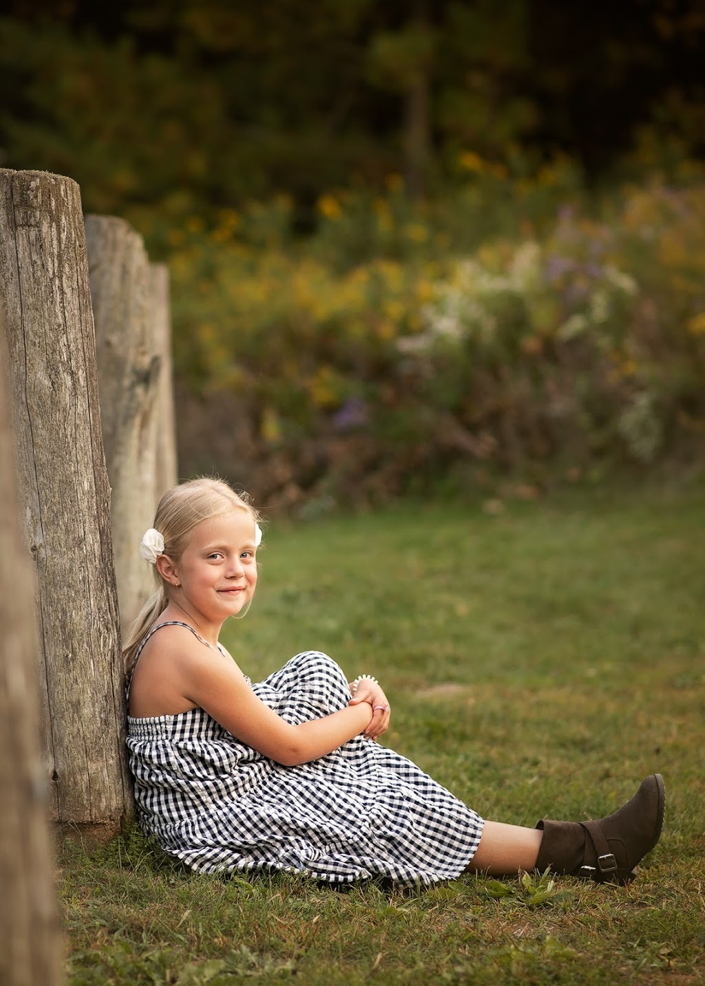 Lori Roberts Photography | 244 Northminster Ct, Oshawa, ON L1G 7M6, Canada | Phone: (705) 920-2263
