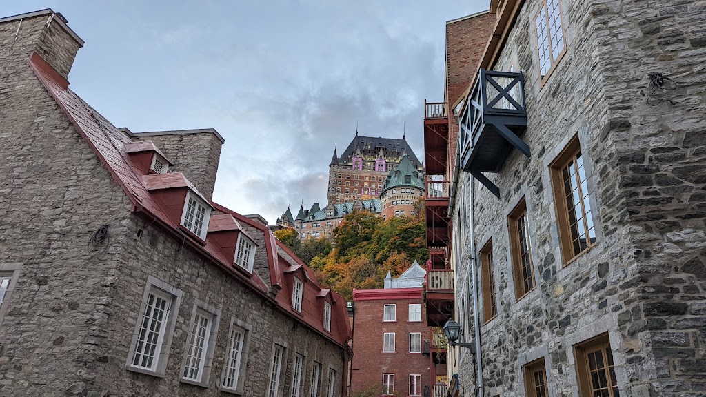 Maison Jean-Baptiste-Chevalier | 50 Rue du Marché-Champlain, Québec, QC G1K 4H3, Canada | Phone: (418) 835-5249