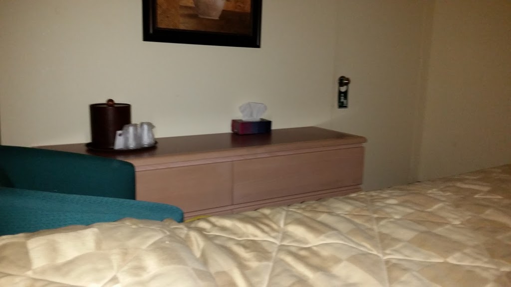 Motel Becancour | 3735 Boul Bécancour, Bécancour, QC G9H 3W7, Canada | Phone: (819) 298-3144