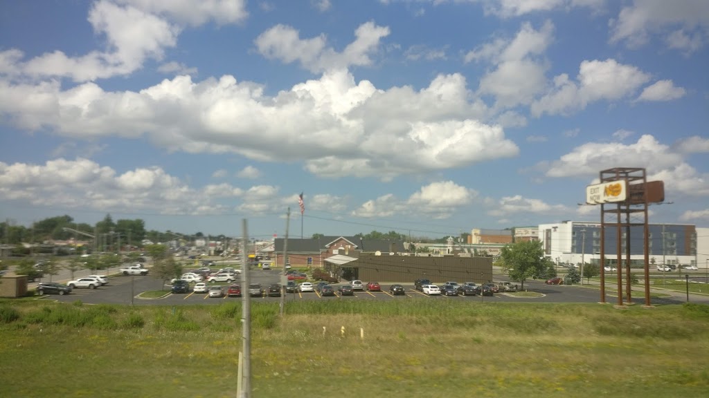 50 Freeman Rd Parking | 50 Freeman Rd, Buffalo, NY 14221, USA