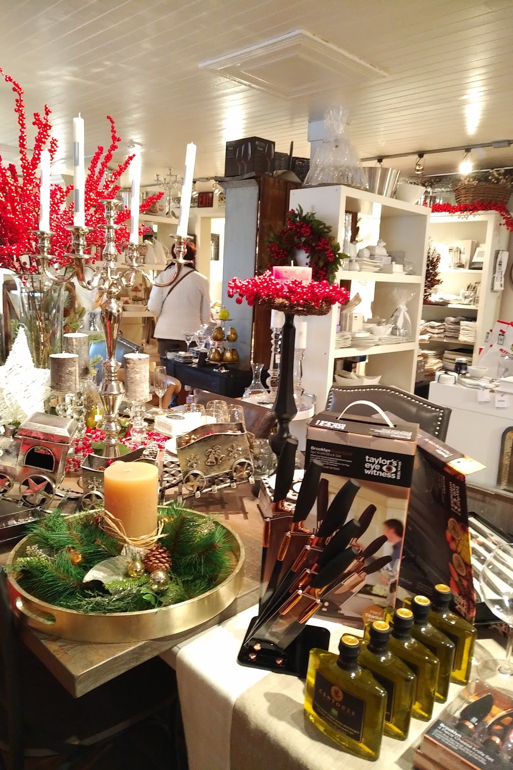 Urban Cottage | 2 McBay Rd, Brantford, ON N3T 5L4, Canada | Phone: (519) 720-6777