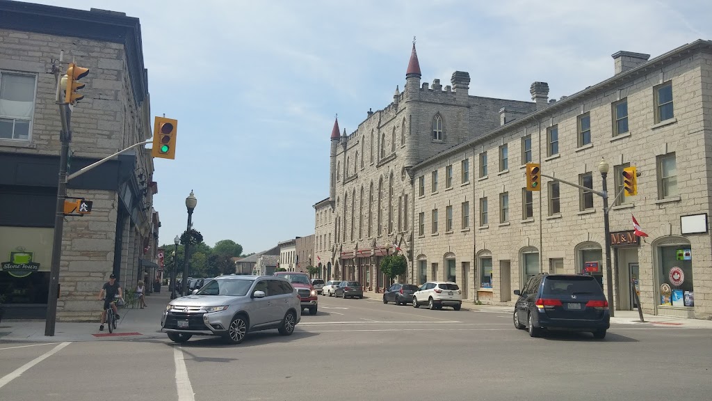 Towne & Country Cheese Shoppe | 117 Queen St E, St. Marys, ON N4X 1B2, Canada | Phone: (519) 284-4508