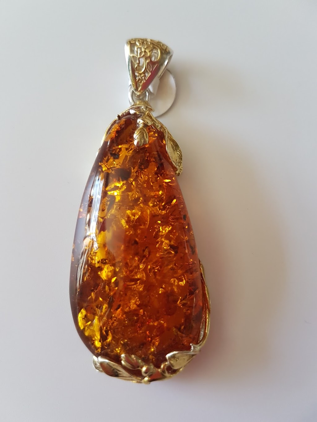 Amberela - Authentic Baltic Amber | jewelry store | 112 Lakeshore Rd W, Oakville, ON L6K 1E3, Canada | 9058083133 OR +1 905-808-3133