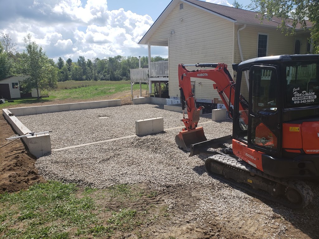 Jack Van Dusen Excavating Limited | 3447 27, Lyn, ON K0E 1M0, Canada | Phone: (613) 340-8413