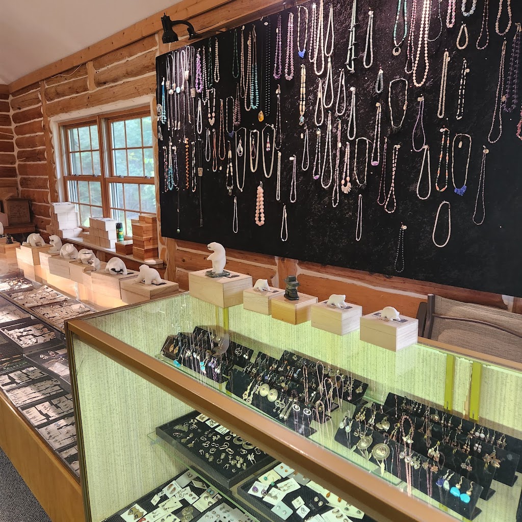 Tree House gift shop | 9865 BC-95, Yahk, BC V0B 2P0, Canada | Phone: (250) 424-5476