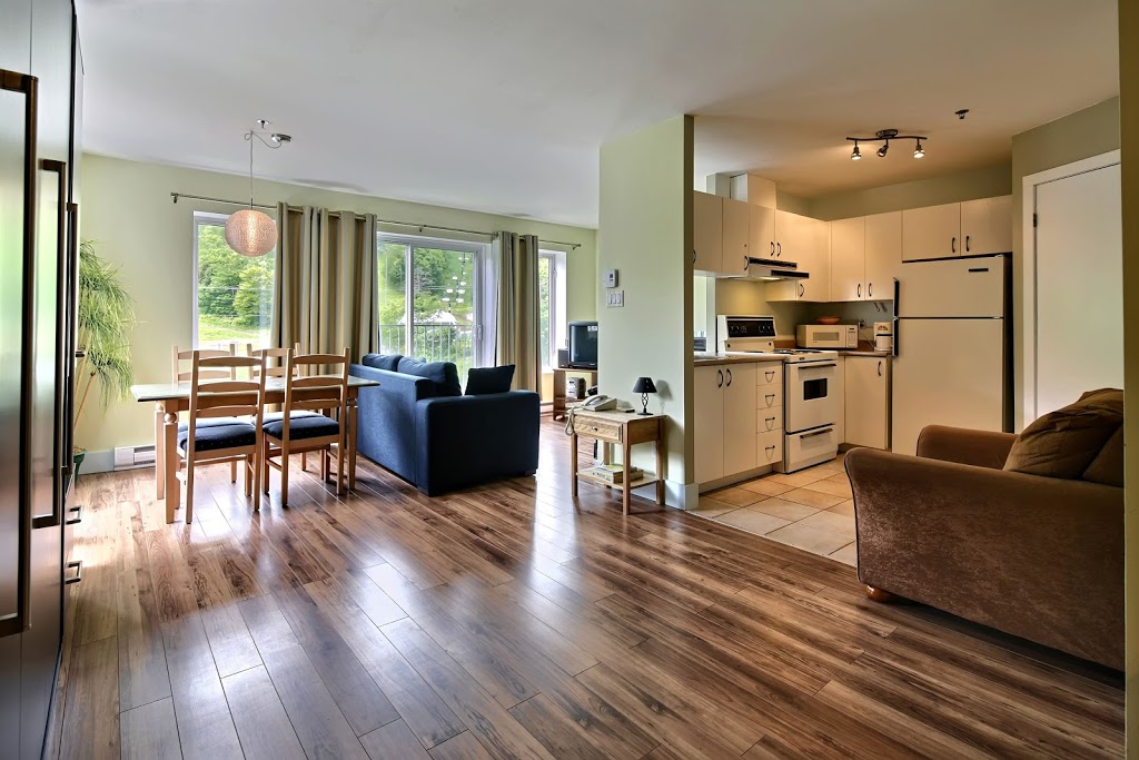 Condos & Hôtel Stoneham | 610 Chemin du Hibou, Stoneham-et-Tewkesbury, QC G3C 1T8, Canada | Phone: (418) 848-2000