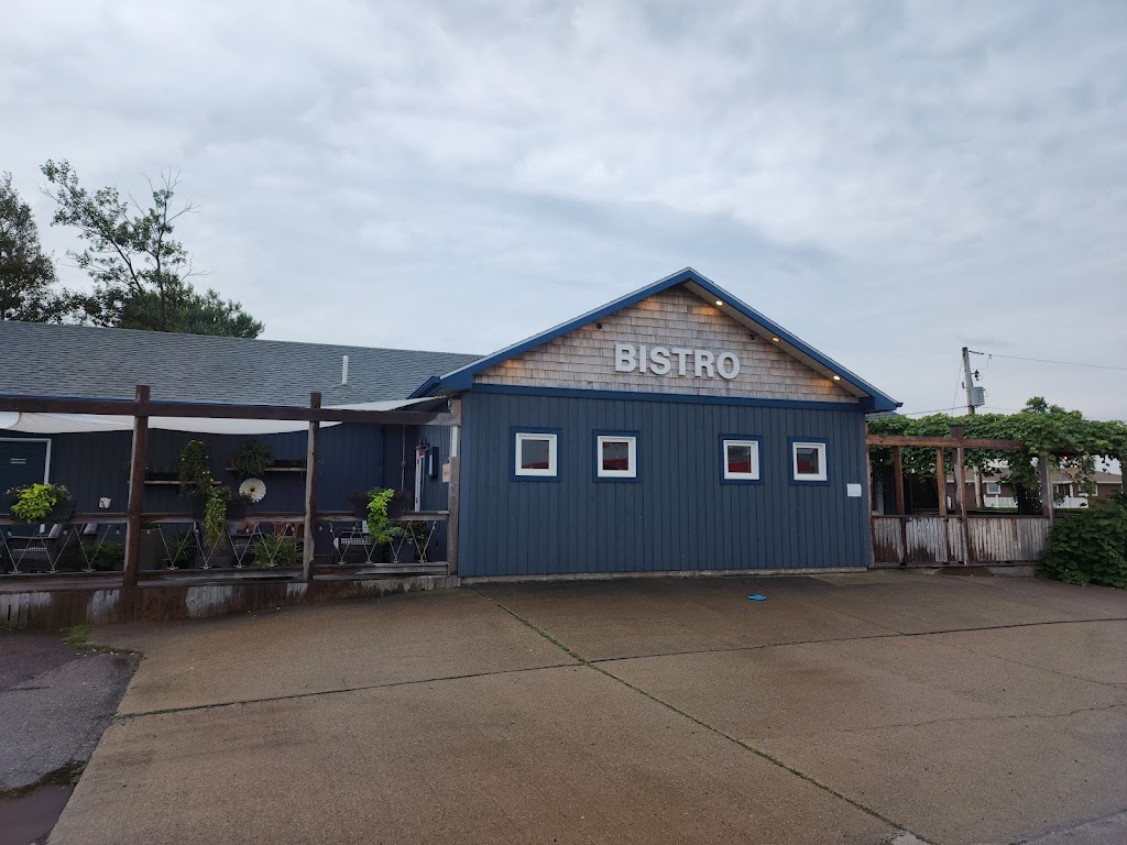 The Clove Hitch Bar & Bistro | 8790 Nova Scotia Trunk 19, Port Hood, NS B0E 2W0, Canada | Phone: (902) 787-3035