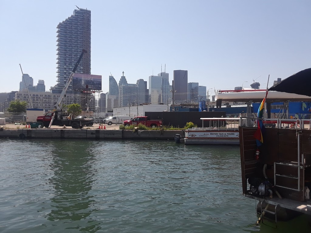 Storage Space | 324 Cherry St, Toronto, ON M5A 3L2, Canada | Phone: (416) 463-2300