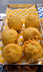 Street Chaat - Brampton | 332 Main St N, Brampton, ON L6V 1P8, Canada | Phone: (905) 500-6494