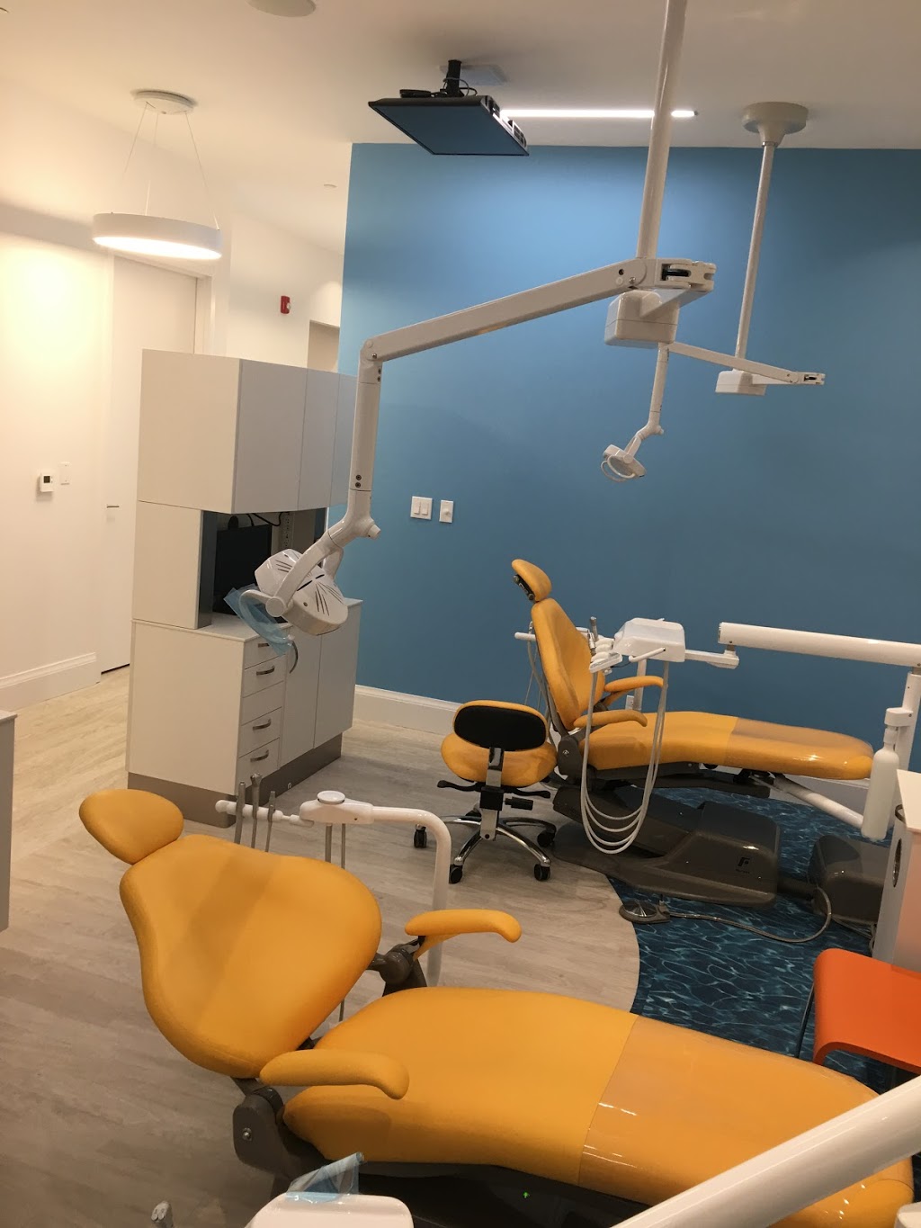 Atlantis Childrens Dentistry | 372 Taunton Rd E Unit L-06, Whitby, ON L1R 0H4, Canada | Phone: (905) 655-7000
