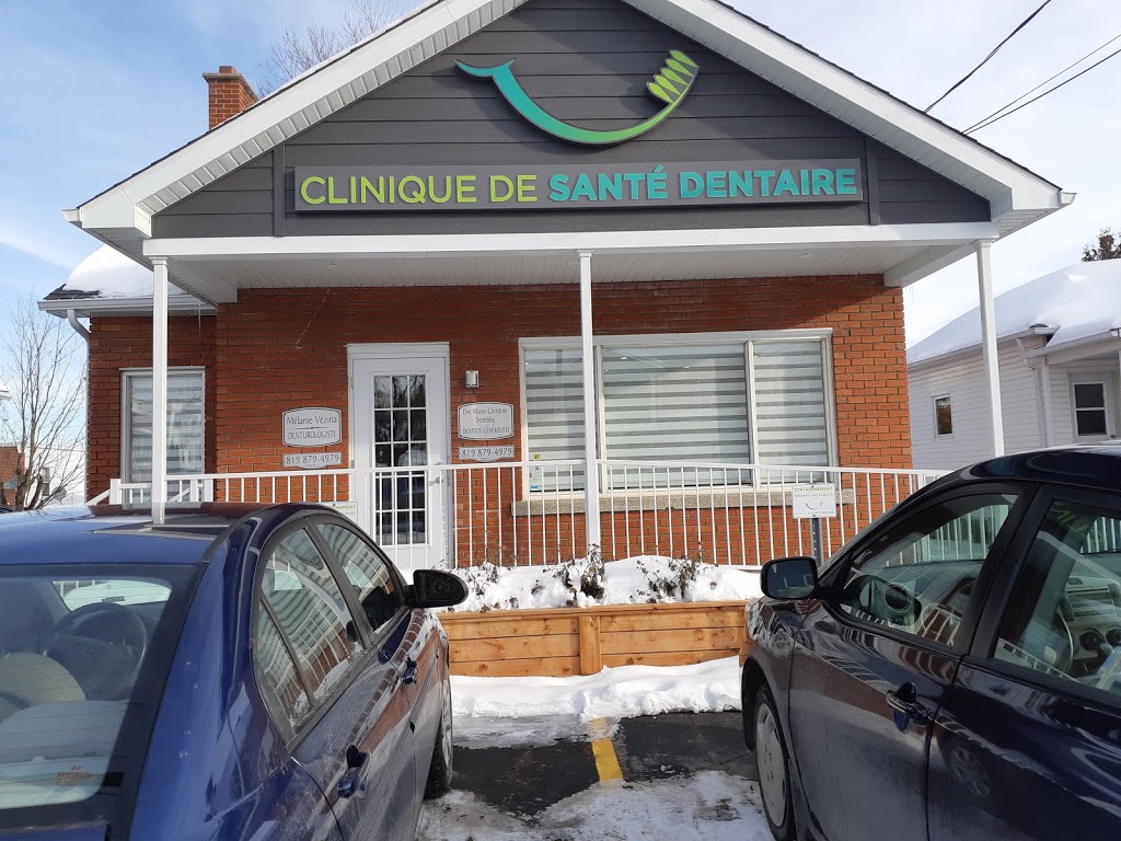 Clinique De Sante Dentaire | dentist | 339 1re Av, Asbestos, QC J1T 1Y6, Canada | 8198794979 OR +1 819-879-4979