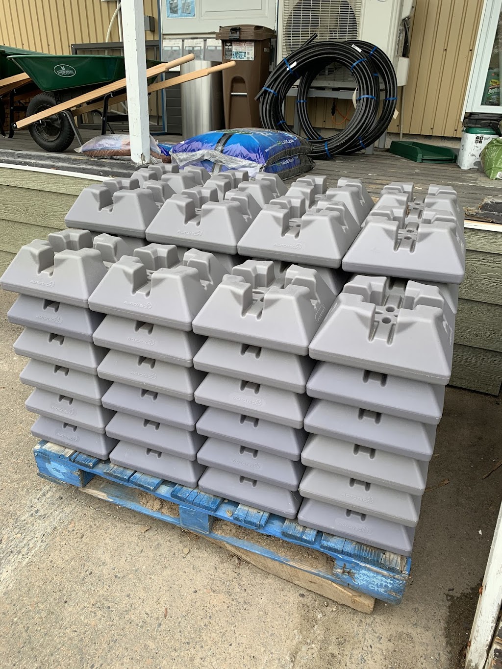 Mpm Building Material Bmr | 153 Park St, Minto, NB E4B 3L1, Canada | Phone: (506) 327-3920