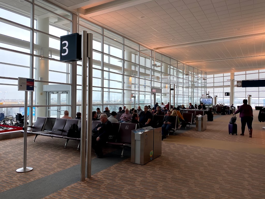 YWG Winnipeg International Airport Terminal | 2000 Wellington Ave, Winnipeg, MB R3H 1H5, Canada | Phone: (780) 305-1976