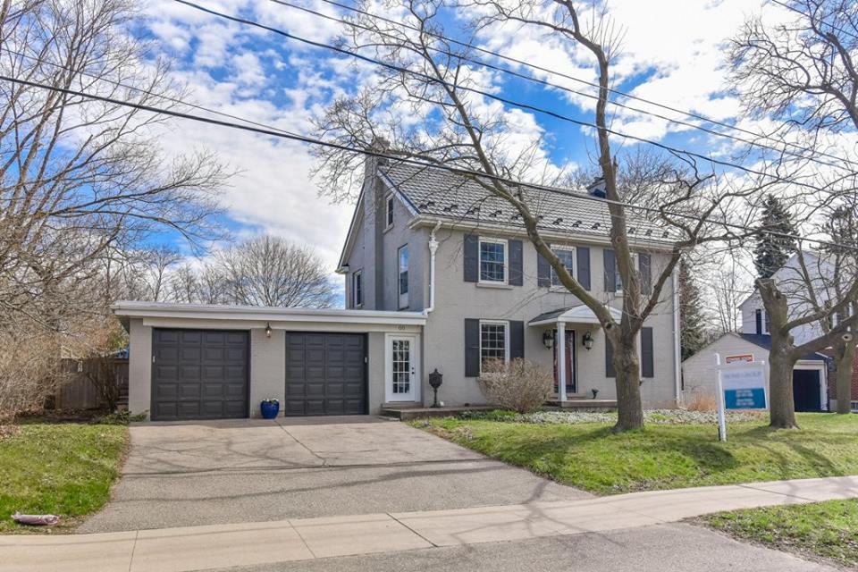 Beth and Ryan Waller, Guelph Realtors | 5 Edinburgh Rd S Unit 1, Guelph, ON N1H 5N8, Canada | Phone: (226) 780-0202