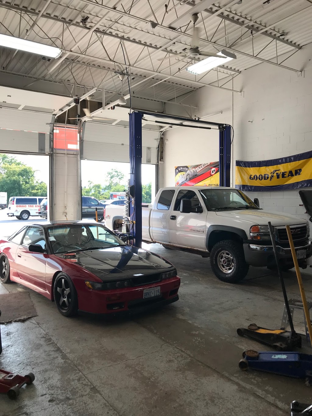 Total Tire inc | 3485 Harvester Rd Unit 4, Burlington, ON L7L 4X1, Canada | Phone: (905) 632-9898