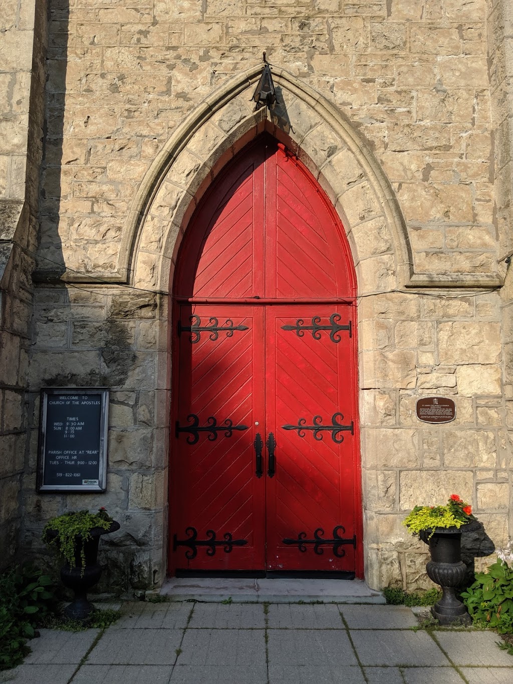 The Church of the Apostles (St. James & St. Matthias) | 86 Glasgow St N, Guelph, ON N1H 4W2, Canada | Phone: (519) 822-1061