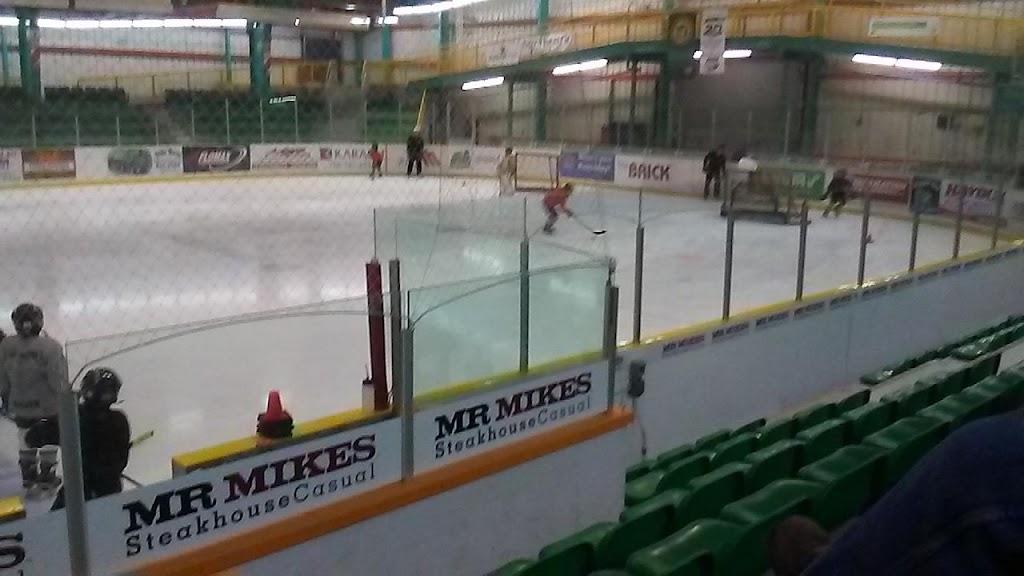 Drayton Valley Thunder | 5737 45 Ave, Drayton Valley, AB T7A 1R3, Canada | Phone: (780) 542-7845