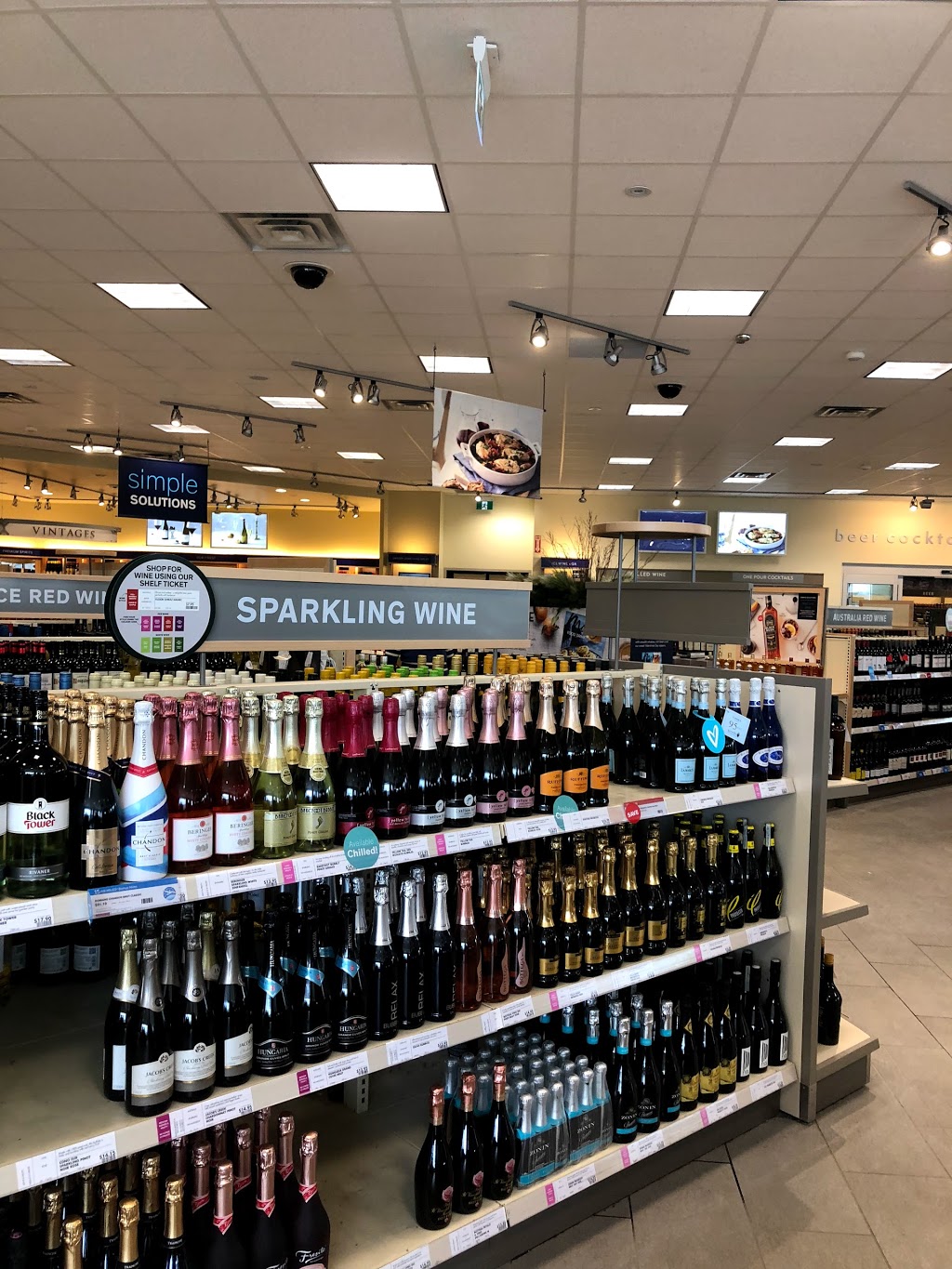 LCBO | 180 Green Ln E, East Gwillimbury, ON L9N 0A2, Canada | Phone: (905) 836-7945