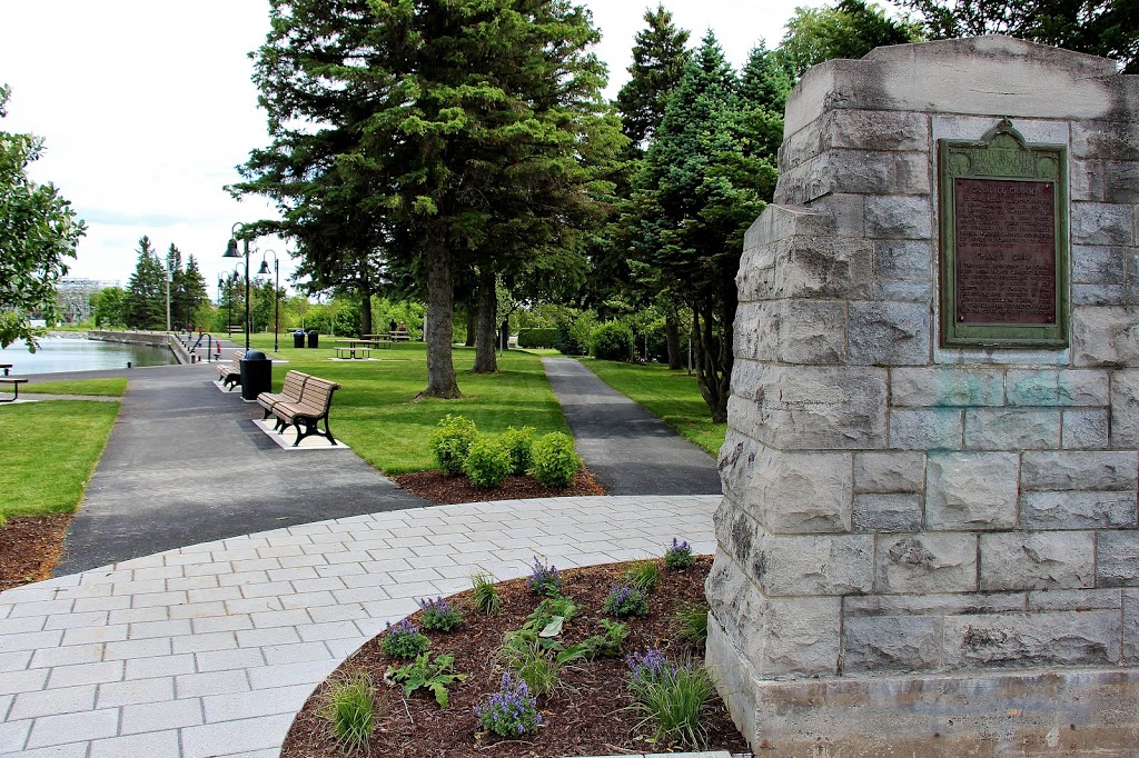 Place des Barges | Chambly, QC J3L, Canada