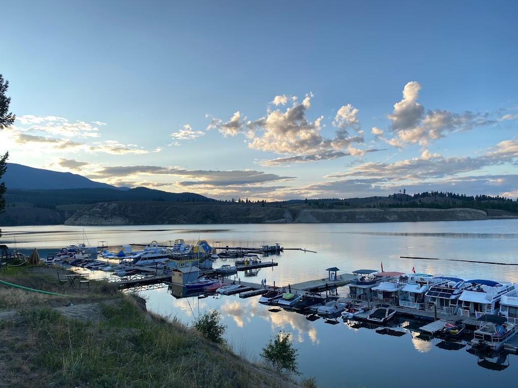 Sunshine Houseboats & Marina | 4140 Abbey Rd, Newgate, BC V0B 1T7, Canada | Phone: (877) 489-2610