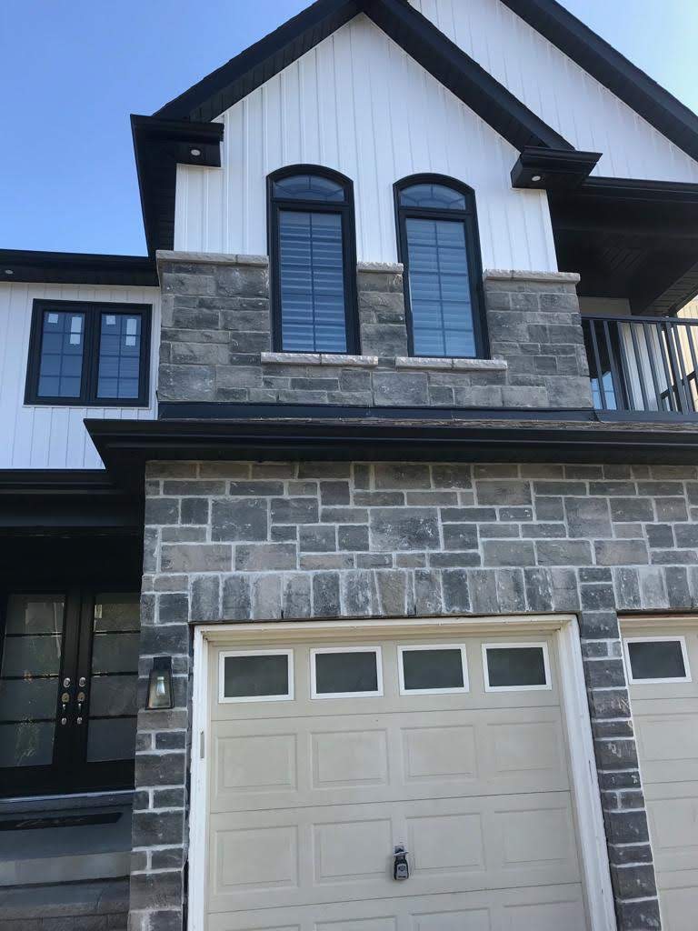 Complimentary Brick | 344 Church Rd, Grimsby, ON L3M 4E7, Canada | Phone: (905) 658-1676