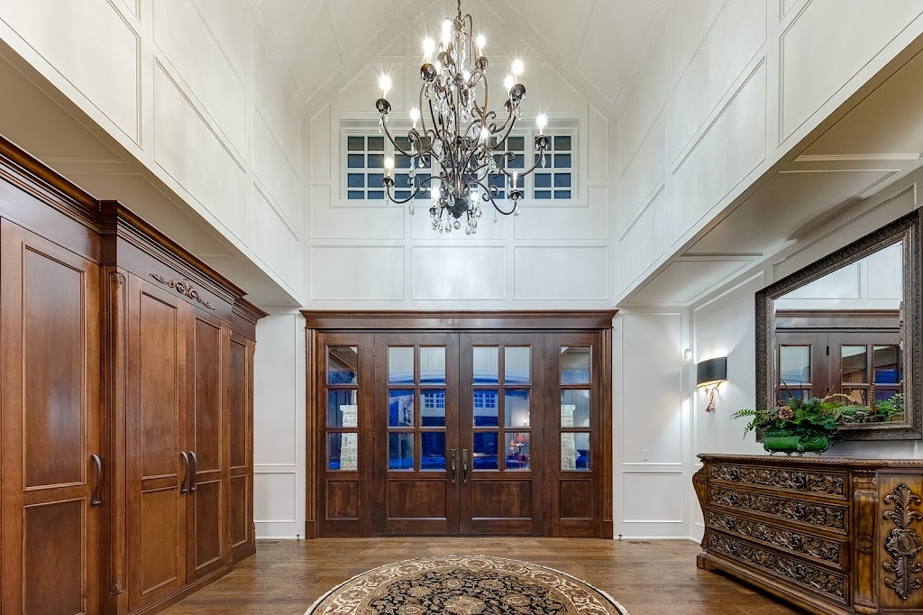 McKinley Masters Custom Homes | 8544 47 Ave NW, Calgary, AB T3B 1Z9, Canada | Phone: (403) 239-0602