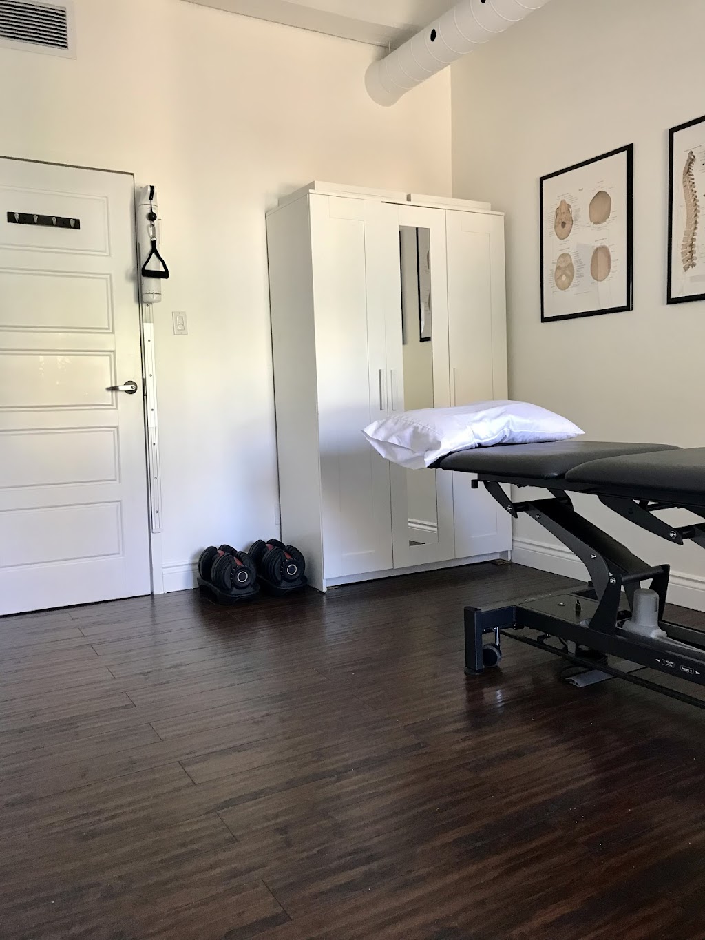 Melissa Gagne Athletic Therapist CAT(C) B.Sc. | 165 Av. Cartier, Pointe-Claire, QC H9X 3A6, Canada | Phone: (514) 266-2567