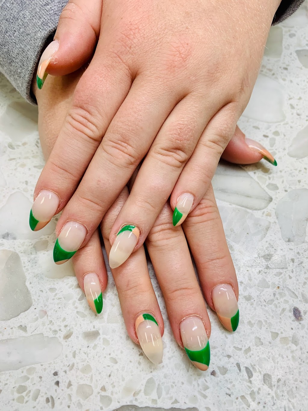 Solar Nails( New Owner) | 6175 Dunn St Unit 7, Niagara Falls, ON L2G 2P4, Canada | Phone: (905) 354-5396