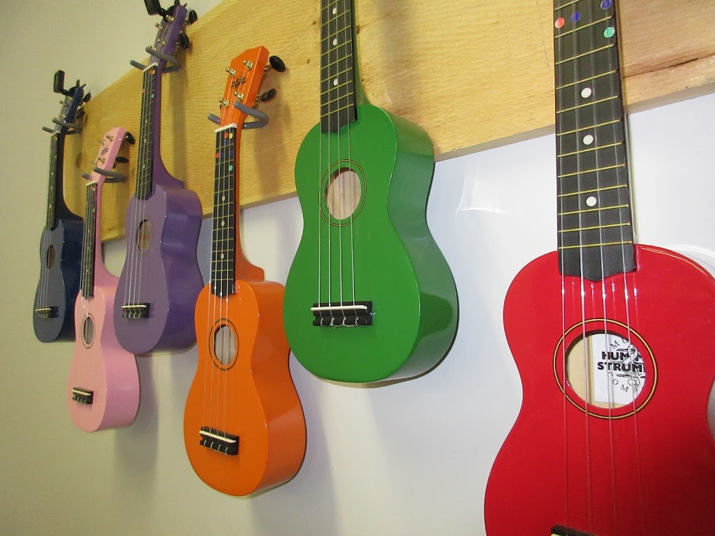 Muskoka Music Centre | 1A Manominee St #15, Huntsville, ON P1H 1H2, Canada | Phone: (705) 773-2049