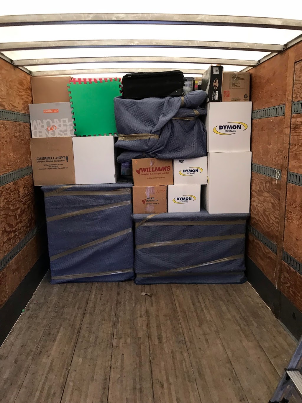 Swift and Simple Movers | 393 Fairlakes Way, Orléans, ON K4A 0K9, Canada | Phone: (343) 988-6999