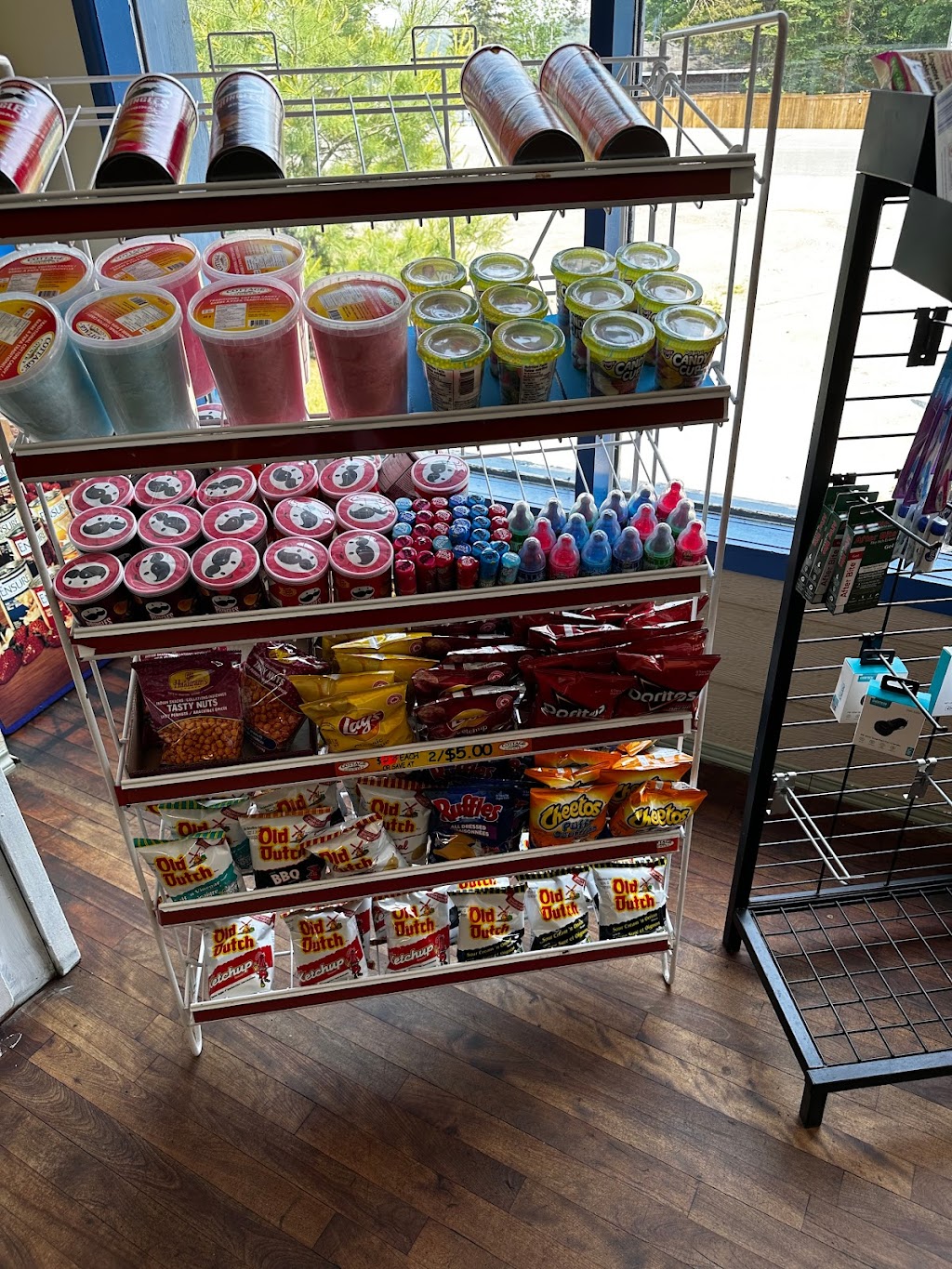 Algonquin pizza and panini | 4015 ON-60, Algonquin Highlands, ON P0A 1H0, Canada | Phone: (705) 635-9999