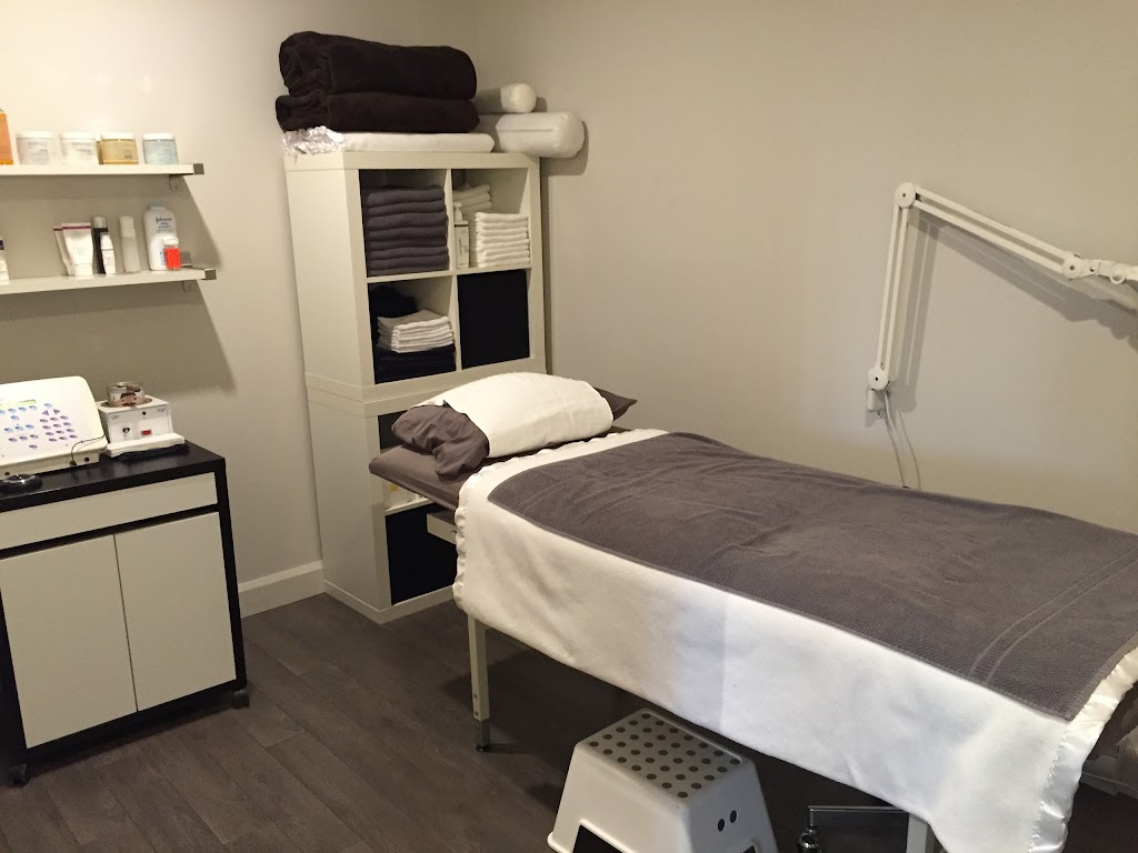 M Esthétique | 226 Rue des Mauriciens, Québec, QC G2M 0K9, Canada | Phone: (418) 623-1715