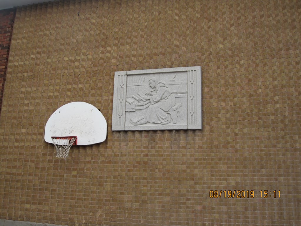 École Saint-Gabriel-Lalemant | 5 Rue Habel, Victoriaville, QC G6P 5C5, Canada | Phone: (819) 752-6346