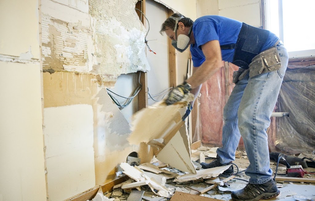 solutions mc construction rénovation | 5 Rang N, Saint-Élie-de-Caxton, QC G0X 2N0, Canada | Phone: (819) 852-7614