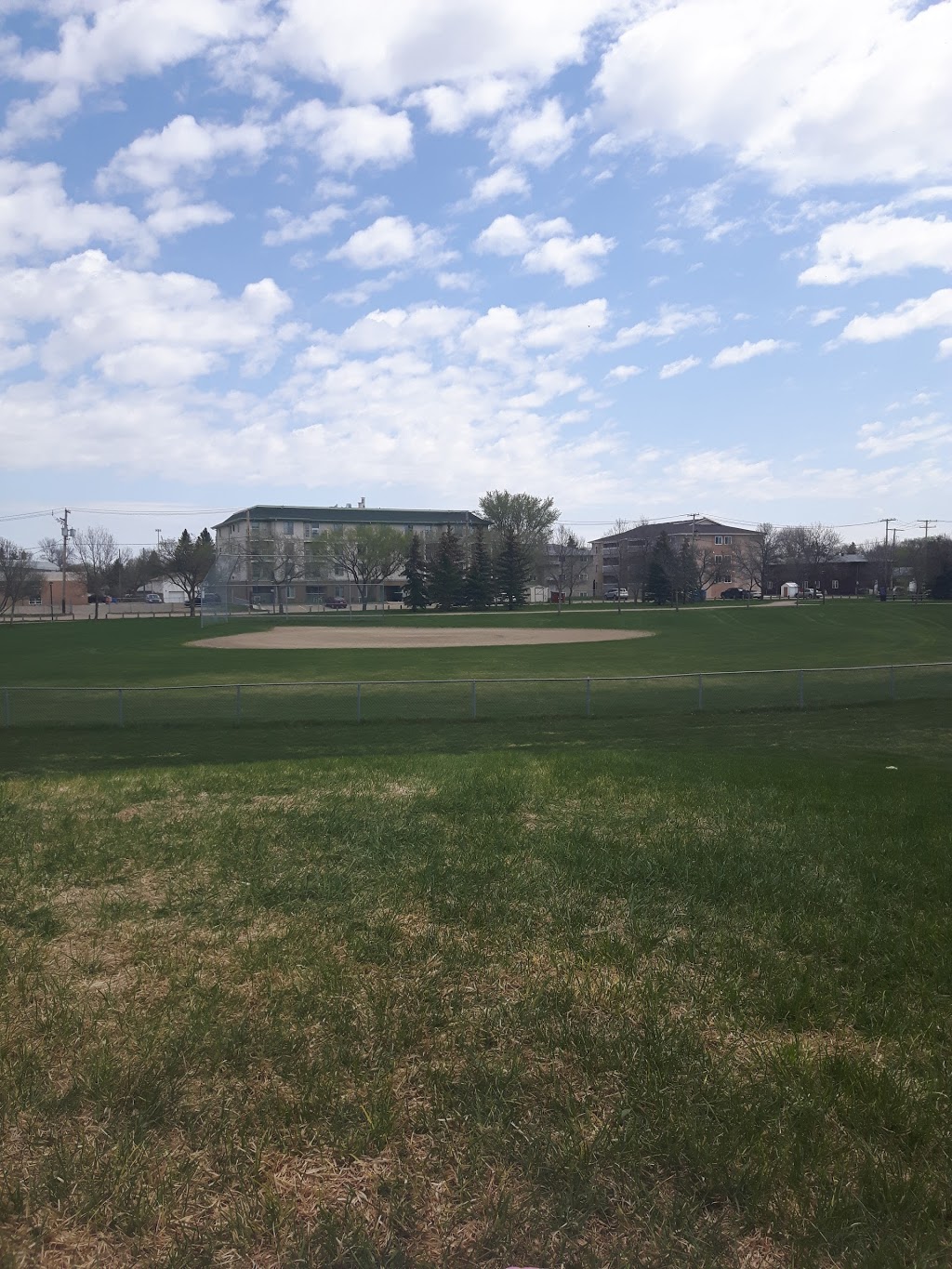 Queen Elizabeth Jubilee Park | 121 18 Ave E, Regina, SK S4N 2W9, Canada | Phone: (306) 777-7000