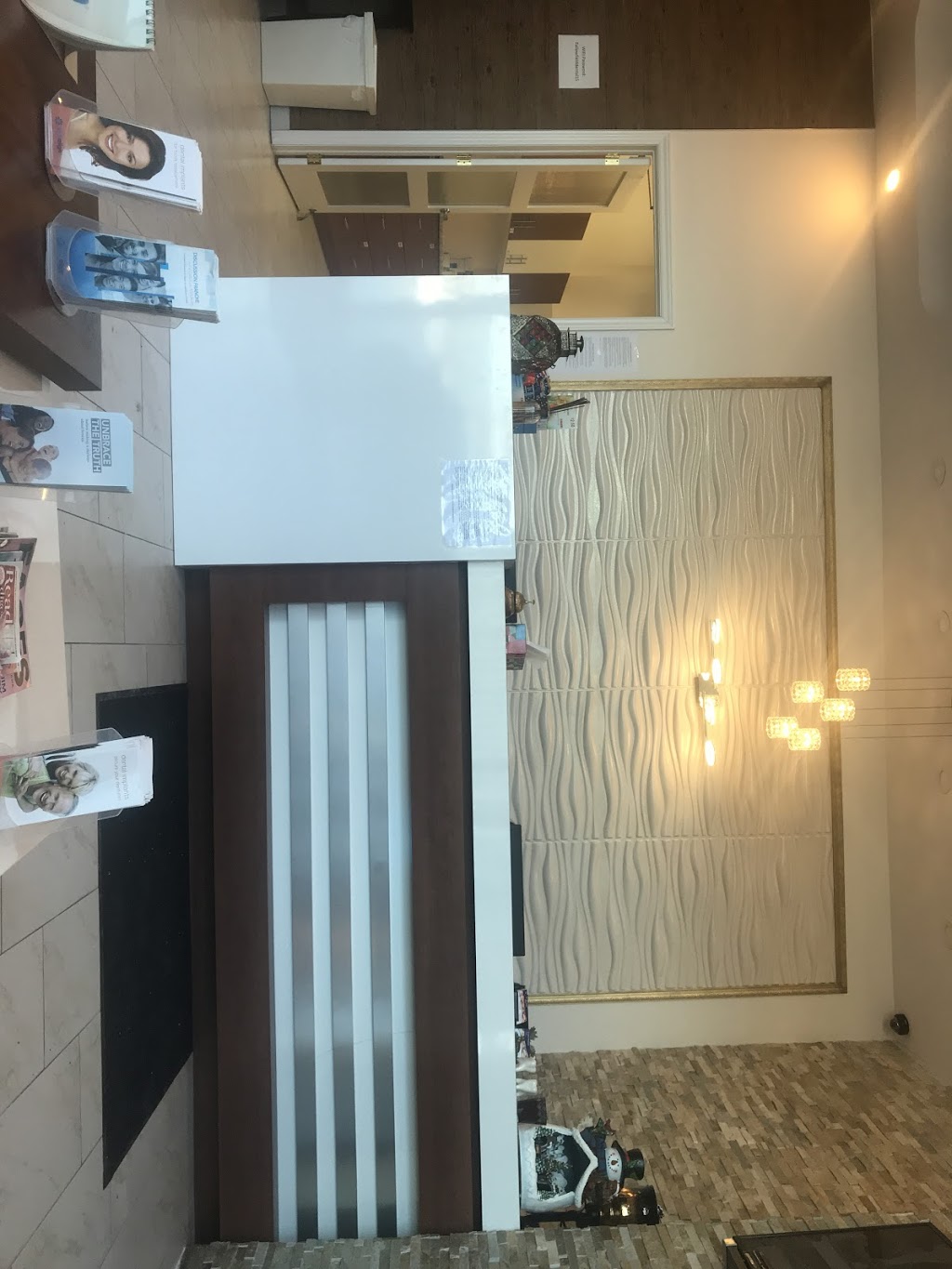 Fallowfield dental | 3350 Fallowfield Rd #6, Nepean, ON K2J 5L1, Canada | Phone: (613) 440-9000