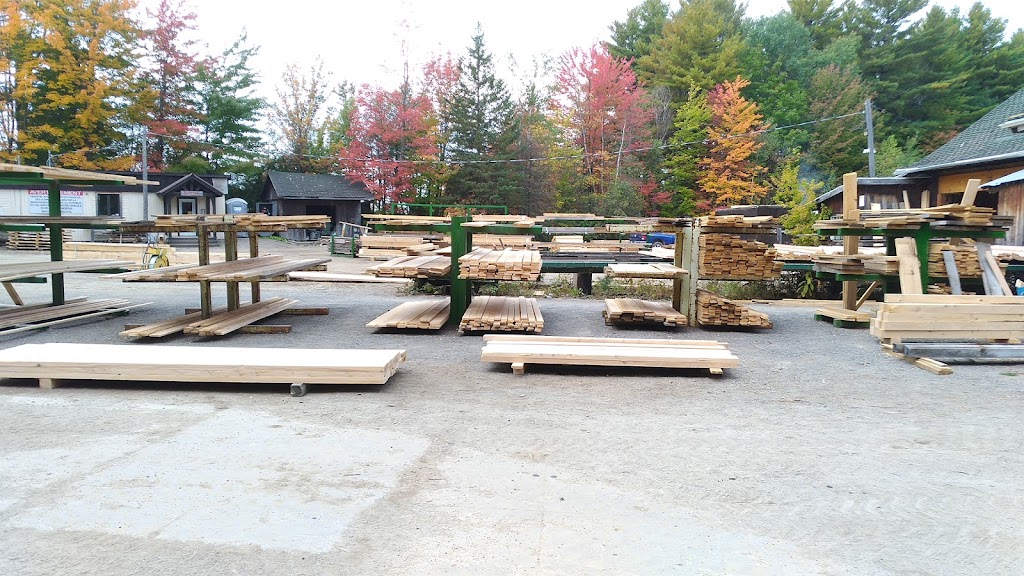 Scierie Ste-Sophie | 2484 Boulevard Ste Sophie, Sainte-Sophie, QC J5J 2V3, Canada | Phone: (450) 569-9646