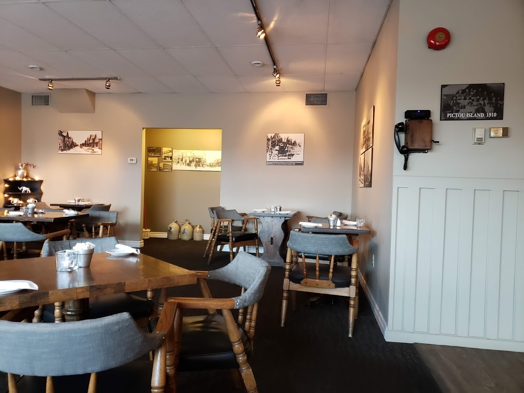 Crofters Steak & Seafood | 565 Stellarton Rd, New Glasgow, NS B2H 1M6, Canada | Phone: (902) 755-3383