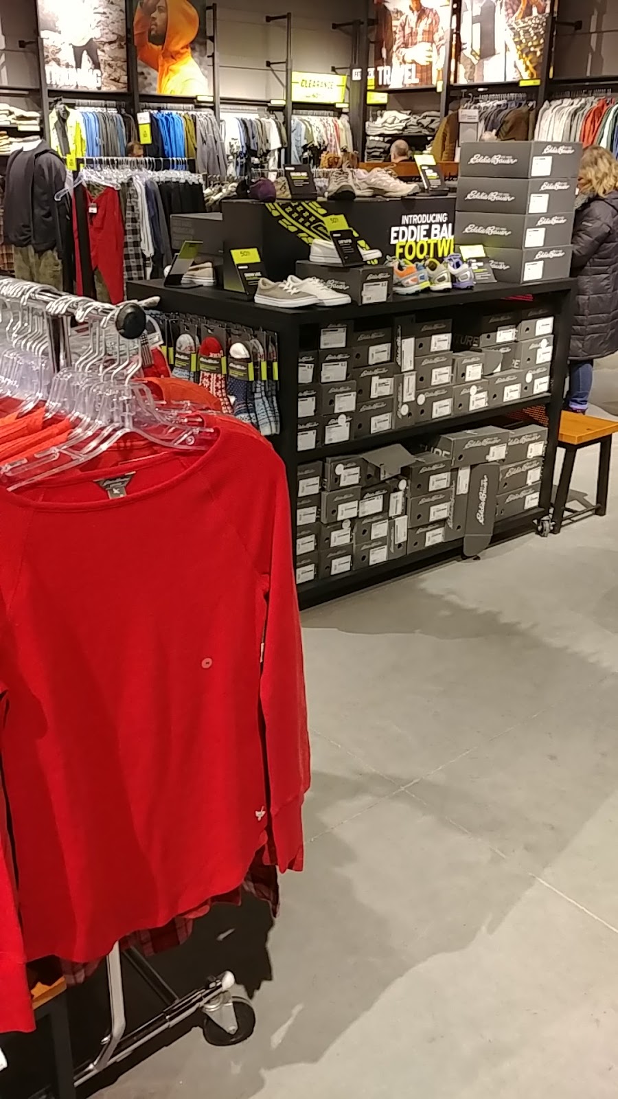 Eddie Bauer Outlet | 8555 Campeau Dr #380, Ottawa, ON K2T 0K5, Canada | Phone: (613) 435-8551
