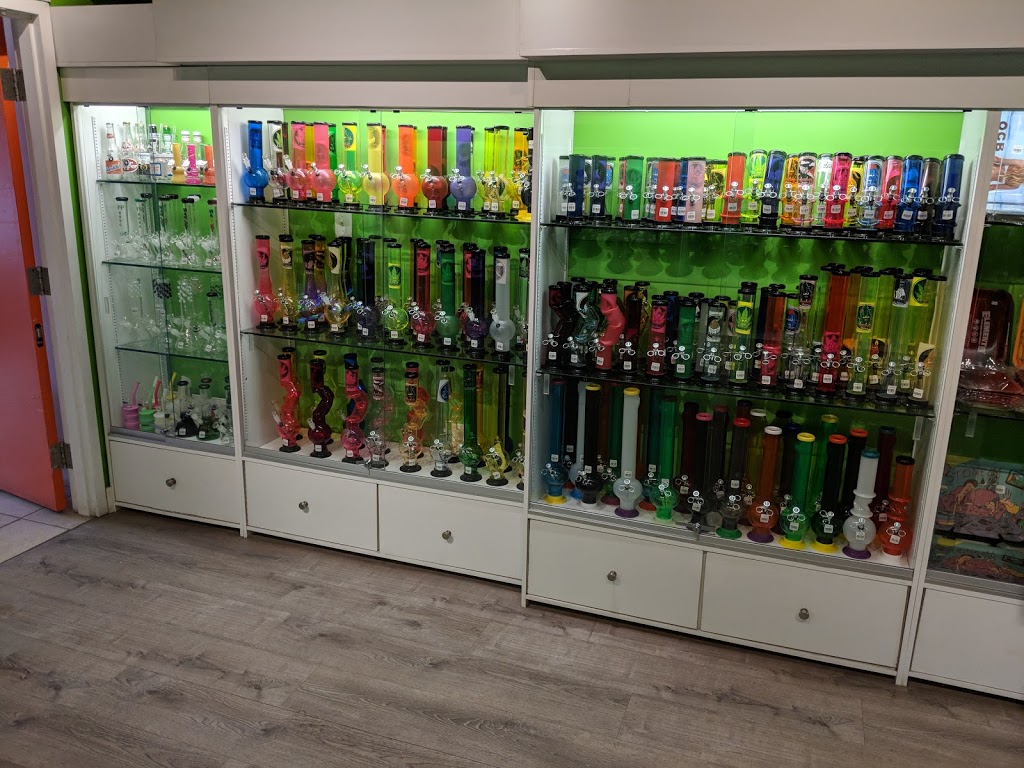 710 Kingston | 692 King St W, Kingston, ON K7M 2E8, Canada | Phone: (613) 929-1210