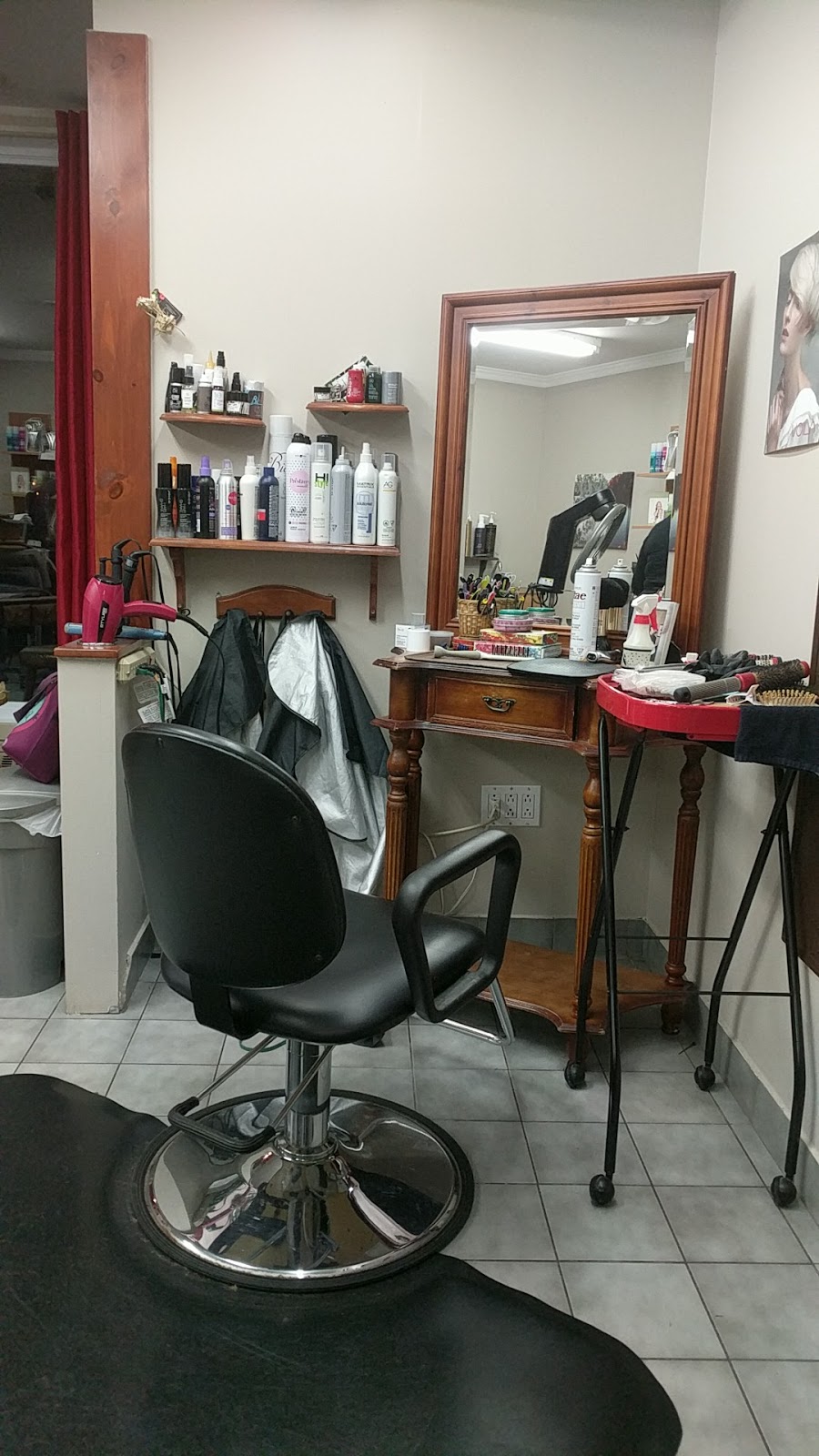 Coiffure Style Libre | 1807 Avenue des Érables, Plessisville, QC G6L 2E3, Canada | Phone: (819) 362-6313