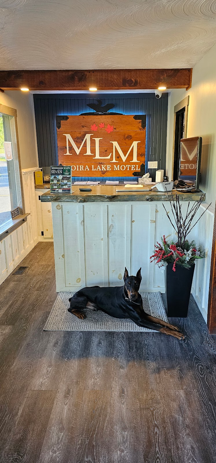Moira Lake Motel | 104888 Trans-Canada Hwy, Madoc, ON K0K 2K0, Canada | Phone: (647) 262-9953