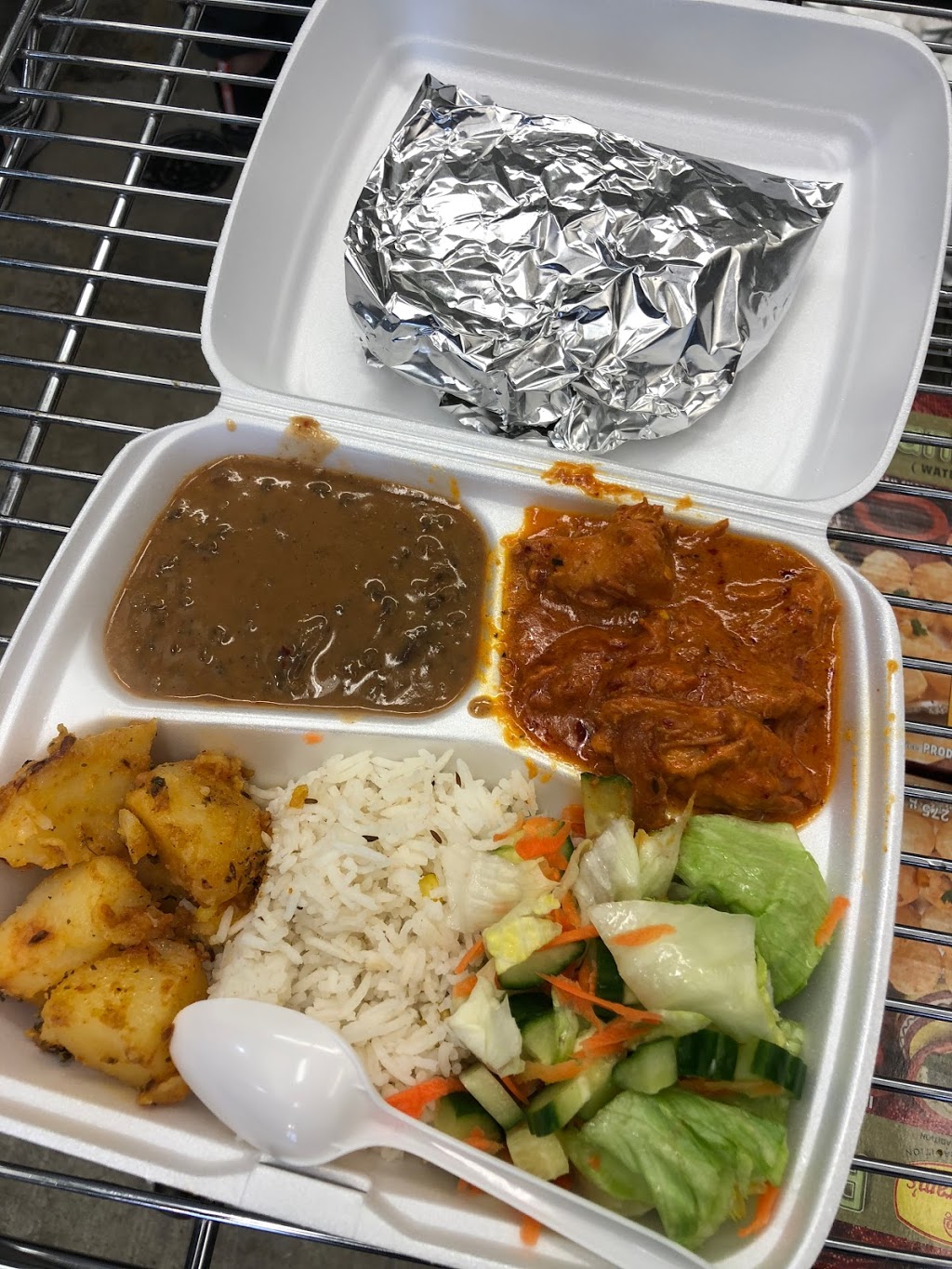 eMDee’s Indian Bistro | 538 Hollywood Rd S, Kelowna, BC V1X 3T3, Canada | Phone: (250) 763-0111