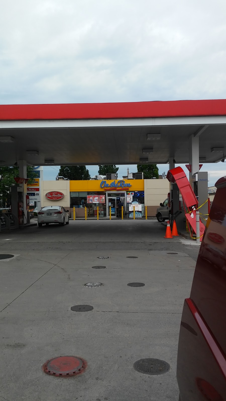 ESSO CIRCLE K | 2291 Islington Ave, Etobicoke, ON M9W 3W6, Canada | Phone: (416) 742-4479