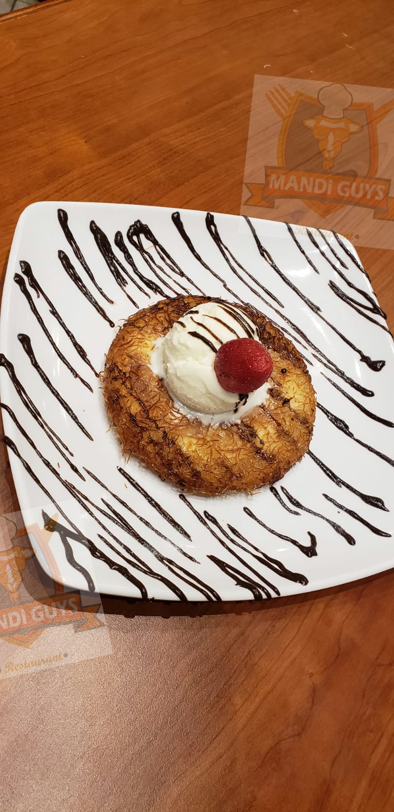 Mandi Guys Restaurant & Cafe | 80 Courtney Park Drive East Unit : K3, Mississauga, ON L5T 2Y3, Canada | Phone: (905) 670-2525