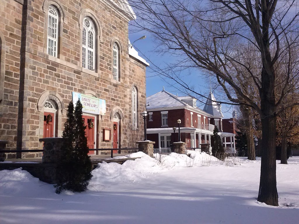 Fabrique DUpton | 363 Rue Monseigneur-Desmarais, Upton, QC J0H 2E0, Canada | Phone: (450) 549-4533