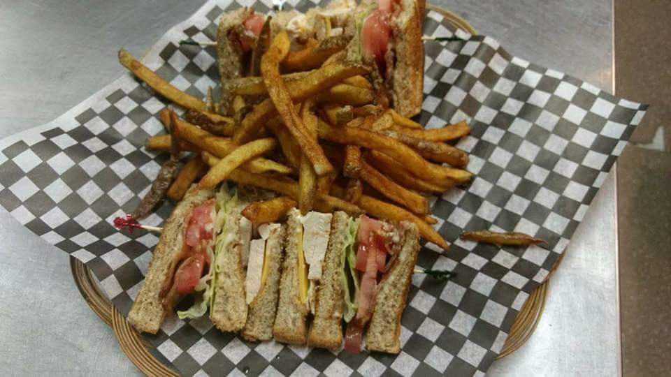 East Side Diner | 268 E Main St, Welland, ON L3B 3W9, Canada | Phone: (289) 820-8638