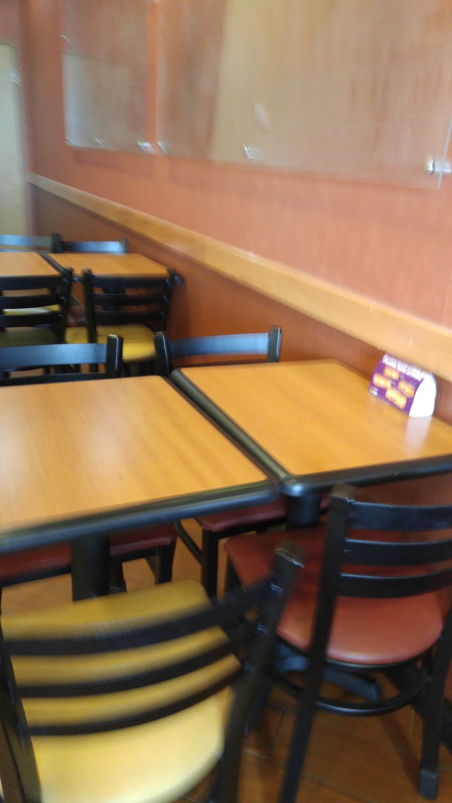 Subway | 104-141 Century Crossing Century Crossing Shopping Centre, Spruce Grove, AB T7X 0C8, Canada | Phone: (587) 286-2222