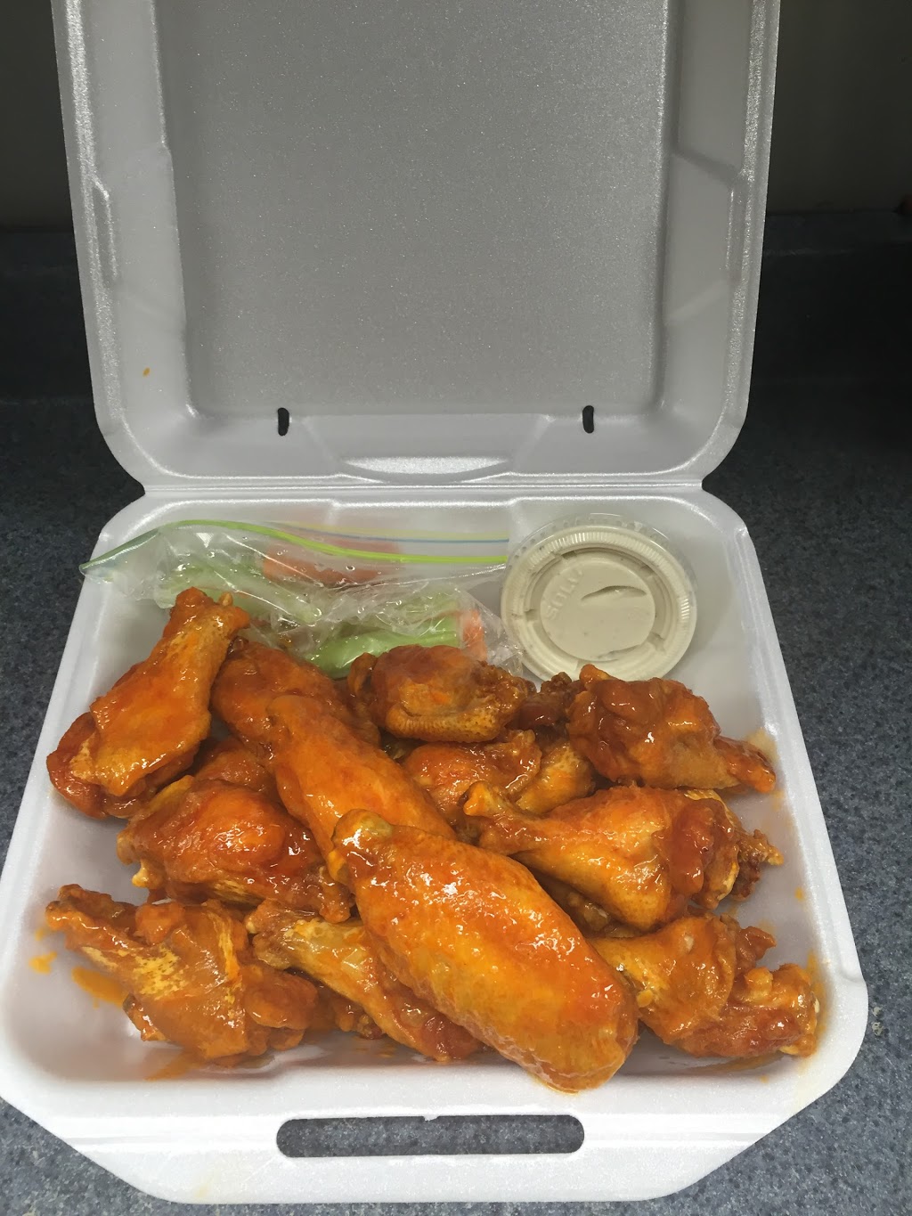 Eat’sa Pizza | 8569 N Main St, Eden, NY 14057, USA | Phone: (716) 992-9054